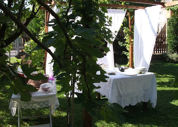 Di Manu Bed & Breakfast